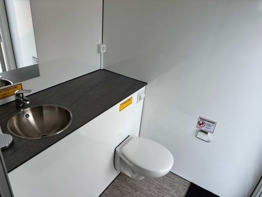 Mobiele badkamer Totalrent (6)